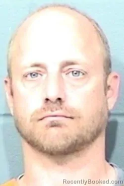 Mugshot of JUSTIN PAUL WINDHOLZ