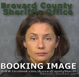 Mugshot of LEAH MARIE DU BOIS