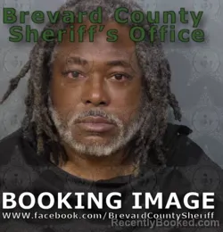 Mugshot of PAUL W HOWARD