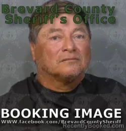 Mugshot of WALTER L Sagui Alonzo