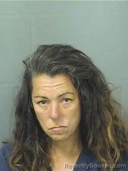 Mugshot of COURTNEY LAUREN CROCKETT