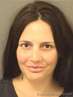 Mugshot of ALEXANDRA JEAN SKIFFINGTON