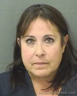 Mugshot of LAURA LEAL
