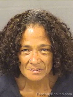 Mugshot of THALIA RAE GRACE