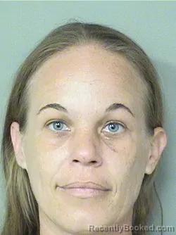 Mugshot of CINDY THACKER