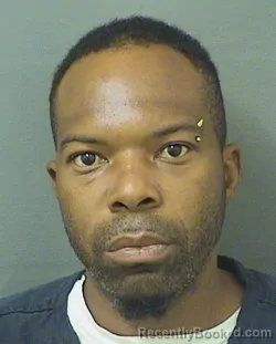 Mugshot of KASSADINE LEVI HUNTER