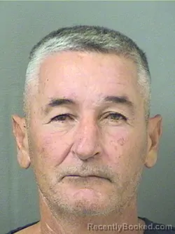 Mugshot of RENE GONZALEZMENDOZA