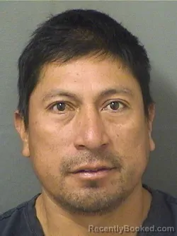 Mugshot of FROILAN ERIK ESCALANTEROBLERO