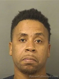 Mugshot of ROBERTO BRETOUX