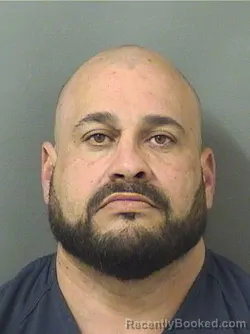 Mugshot of ROBERTO HERNANDEZ