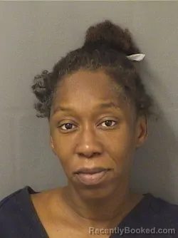 Mugshot of DARIANA BRESHA RAZZ