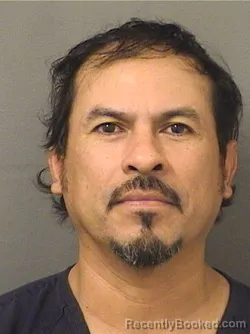 Mugshot of GENRRI OBED MORENOHERNANDEZ