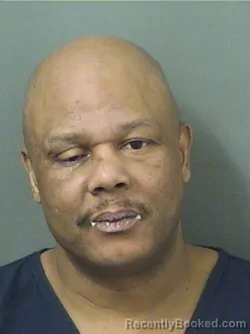 Mugshot of DESHAWN JAMES