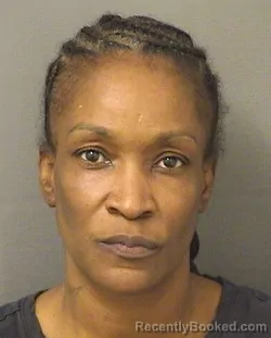Mugshot of JAQUITA SHANTRI FROST