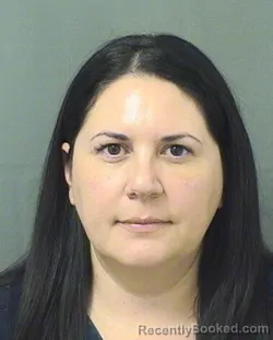 Mugshot of KEARSTIE DANIELLE SARGENT booked in Palm Beach County, Florida on April 3, 2026