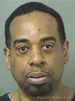 Mugshot of VICTOR MARTEZ ALLEN booked in Palm Beach County, Florida on April 21, 2026