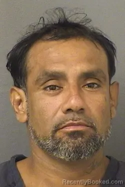 Mugshot of FERNANDO GONZALEZ booked in Palm Beach County, Florida on June 22, 2026