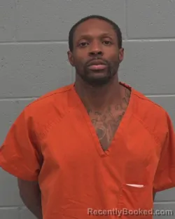 Mugshot of JOHNNY ERIC HOLDER