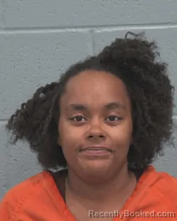 Mugshot of JATAVIA KNIGHT LOCKETT