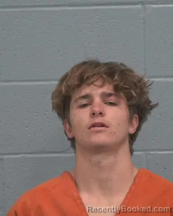 Mugshot of ZACHARY DAVID HEWITT