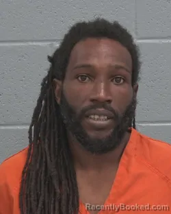 Mugshot of LEANRIS EDDIE