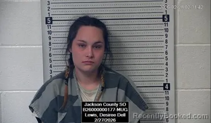 Mugshot of Desiree Dell Lewis