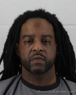 Mugshot of SHAWN DERRICK MOORE