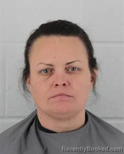 Mugshot of CRYSTAL CHERRI ROBERTS