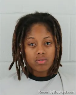 Mugshot of LAWANDA INEZ ROBINSON