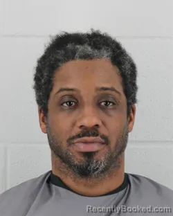 Mugshot of ALTON JERMOND MASON