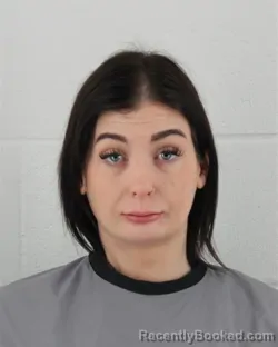 Mugshot of MAKAYLA RENEE BREWER