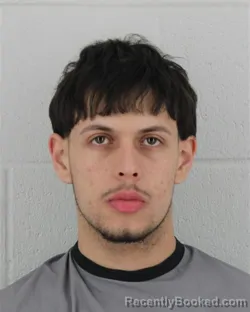 Mugshot of DAYARDO BANUELOS-VALENZUELA