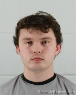 Mugshot of BRAYDON WILLIAM MOORE