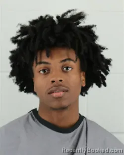 Mugshot of KEONDRE ARMANI ROATH