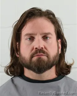 Mugshot of GLEN DEE COSNER JR