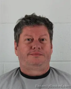 Mugshot of Aaron Mathew Robertson