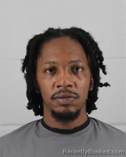 Mugshot of Lavelle Tavon Young