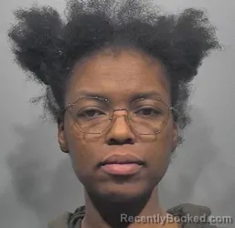 Mugshot of Kimmeata Tiffany Davis