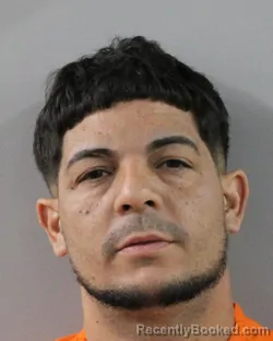 Mugshot of OMAR VARGAS RIVERA