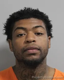 Mugshot of MICHAEL THOMAS