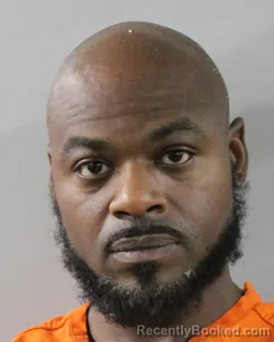 Mugshot of CALVIN THOMPSON