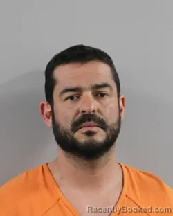Mugshot of THIAGO BARROS