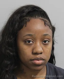 Mugshot of RENYYA GLOVER