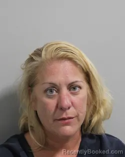 Mugshot of CHRISSY BREWER
