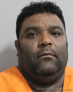 Mugshot of ROBERTO FERRER MOYA