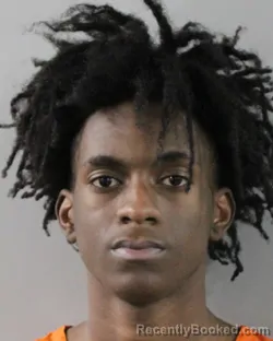 Mugshot of DEREONTAE HUNT