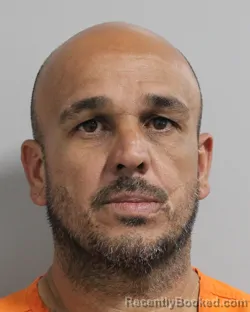 Mugshot of JOHAN ARROYO URENA