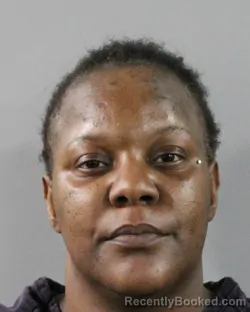 Mugshot of VETRA CARTER booked in Polk County, Florida on March 8, 2026