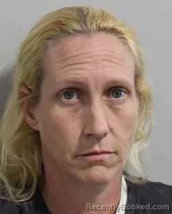 Mugshot of TRENDA WIGGINS booked in Polk County, Florida on March 19, 2026