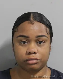 Mugshot of MARUJENIA VALENTIN booked in Polk County, Florida on March 28, 2026